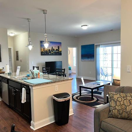 Serene **Uptown** 2Br/2Ba Apartment 夏洛特 外观 照片