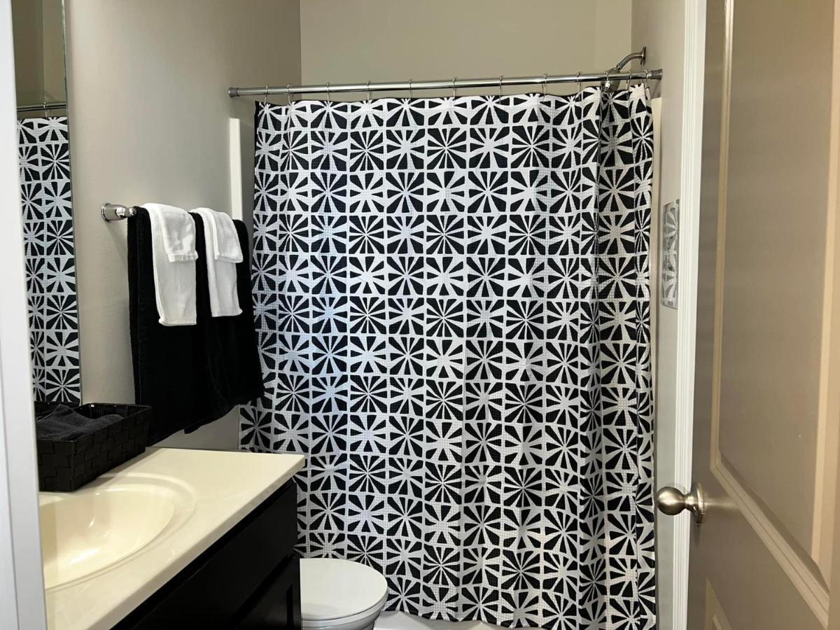 Serene **Uptown** 2Br/2Ba Apartment 夏洛特 外观 照片